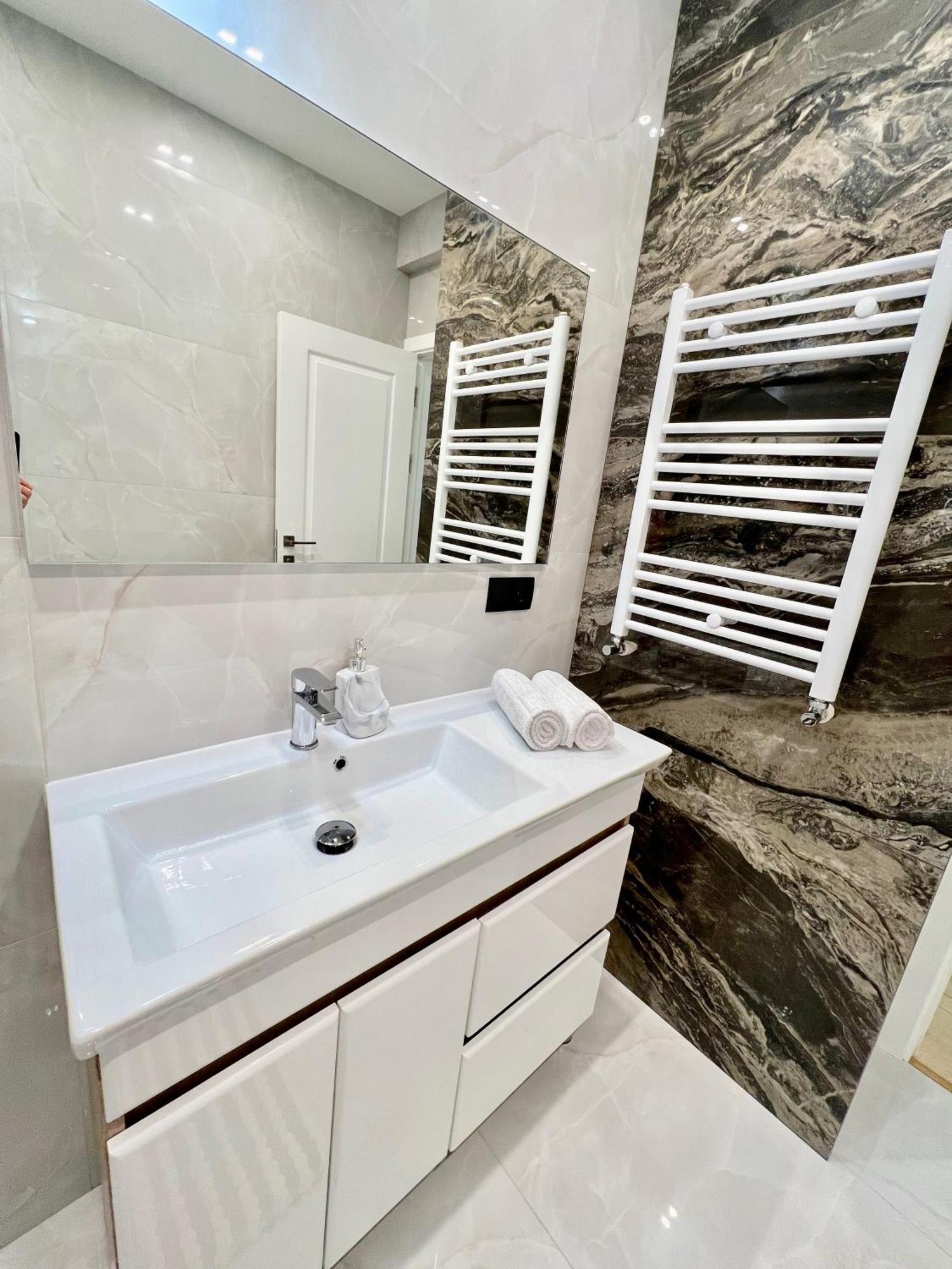 Apartament Airport Κισινάου Εξωτερικό φωτογραφία